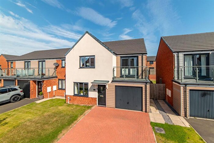 4 Bedroom Detached House For Sale In Speckledwood Way, Newcastle Upon Tyne, NE13