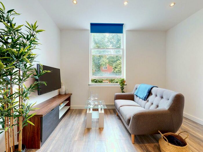 Studio To Rent In Hyde Terrace, Leeds, West Yorkshire, LS2