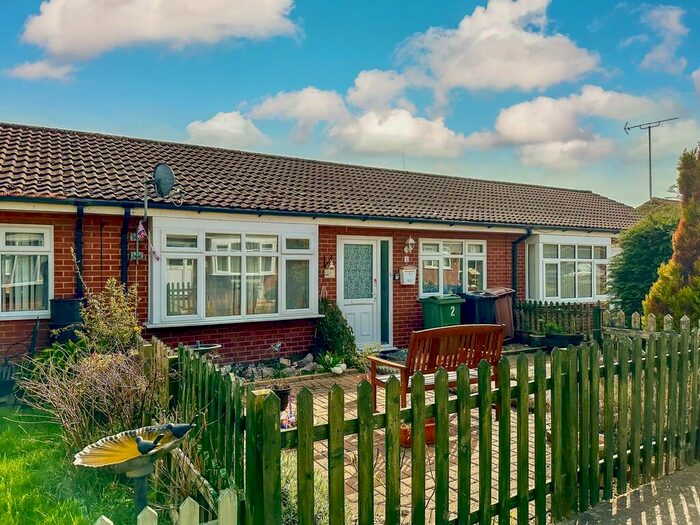 2 Bedroom Terraced Bungalow For Sale In Dune Court, Winterton-On-Sea, NR29