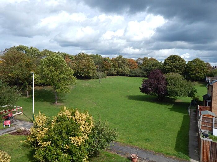2 Bedroom Maisonette To Rent In Cornflower Way, Romford, London, RM3