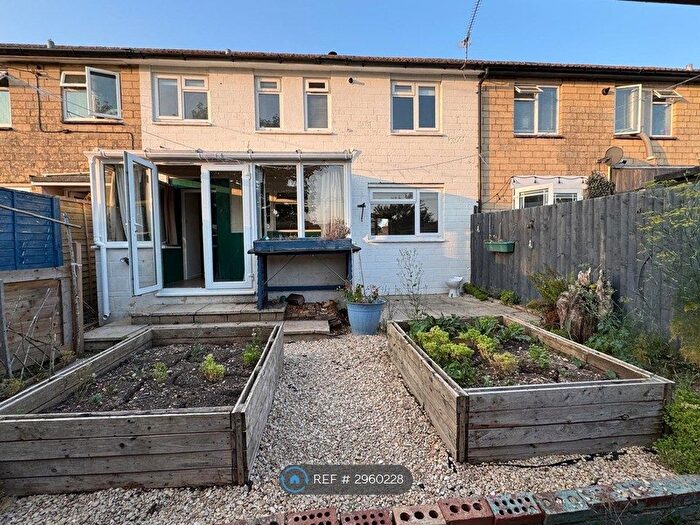 3 Bedroom Terraced House To Rent In Corsham Road, Chippenham, SN15