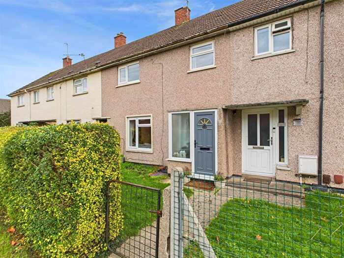 2 Bedroom Terraced House For Sale In Milton Avenue, Gloucester, GL2