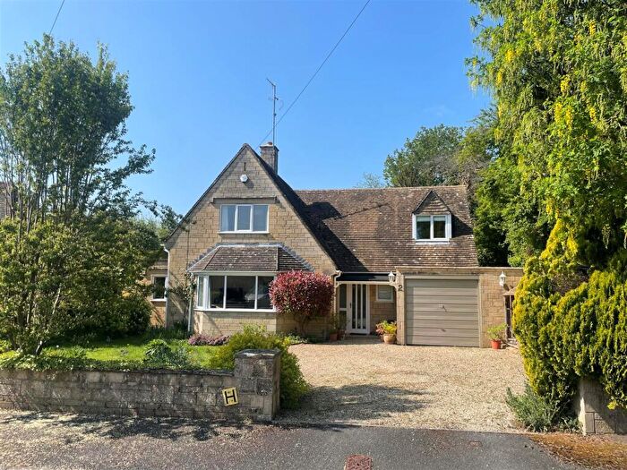 3 Bedroom Detached House For Sale In Nethercote Drive, Bourton-On-The-Water, Cheltenham, GL54
