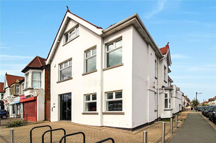 1 Bedroom Apartment To Rent In London Road, Westcliff-on-Sea, Essex, SS0