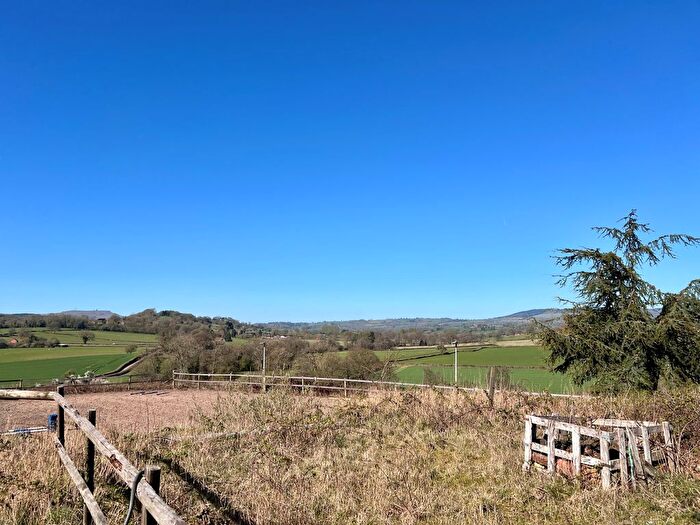 3 Bedroom Barn Conversion To Rent In Prescott, Kidderminster, DY14