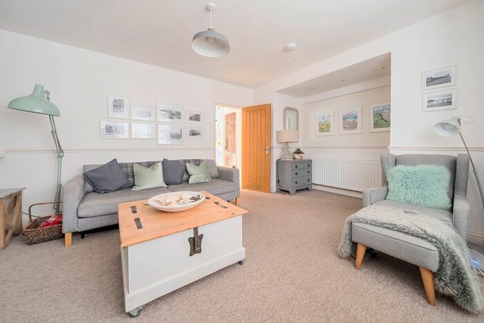 1 Bedroom Flat To Rent In Arundel Street, Brighton, East Sussex, BN2