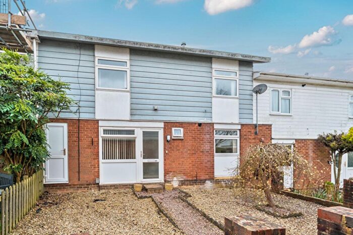 4 Bedroom Terraced House For Sale In Abbey Road, Basingstoke, RG24
