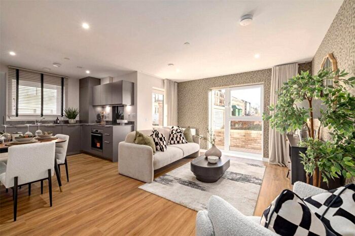 2 Bedroom Penthouse For Sale In West, Beith Street, Partick, G11