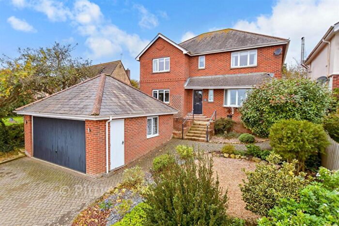 4 Bedroom Detached House For Sale In Upper Hyde Farm Lane, Shanklin, Isle Of Wight, PO37