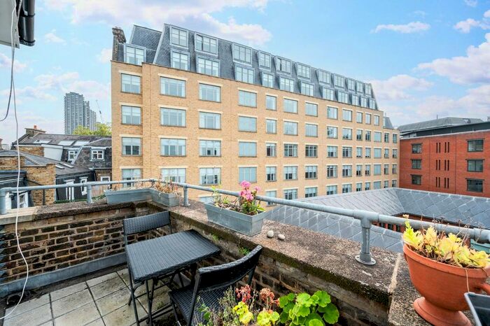 1 Bedroom Flat To Rent In West Smithfield, Clerkenwell, London, EC1A