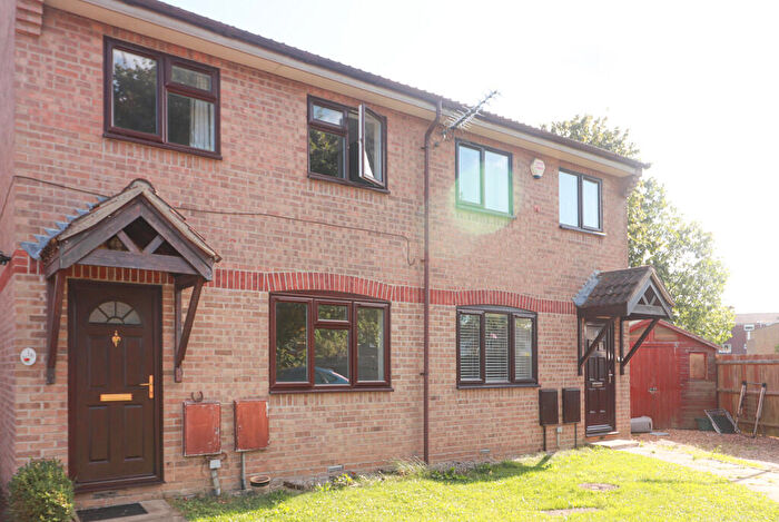 3 Bedroom Semi-Detached House To Rent In Beethoven Road, Basingstoke, RG22