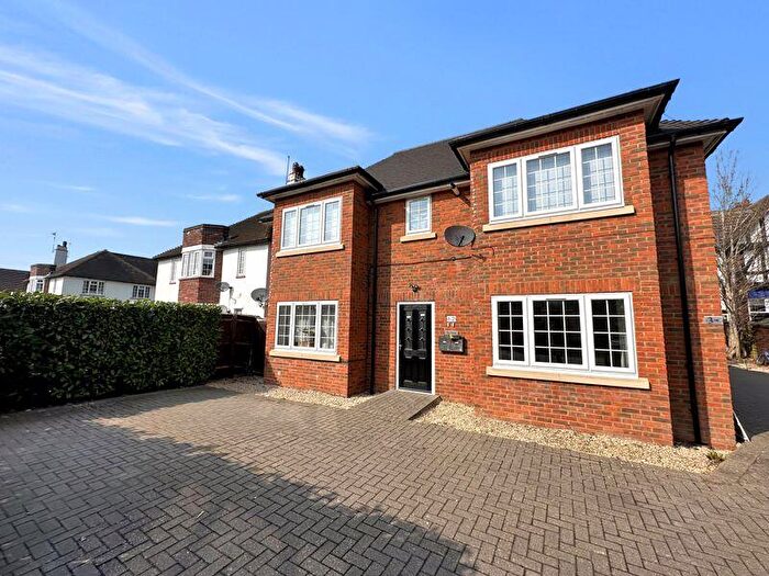 1 Bedroom Flat To Rent In Bathurst Walk, Iver, SL0