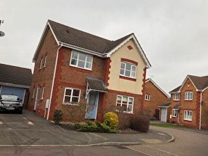 4 Bedroom Detached House To Rent In Dickenson Road, Tawhill, Swindon, Wiltshire, SN25