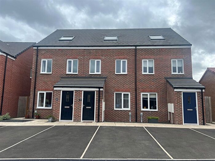 3 Bedroom Terraced House To Rent In Fulmar Drive, Amble, Northumberland, NE65