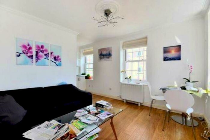 1 Bedroom Apartment To Rent In Bell Street, Marylebone, London, NW1