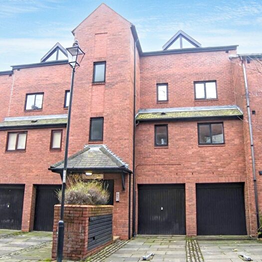 2 Bedroom Apartment To Rent In Blackfriars Court, Newcastle Upon Tyne, Newcastle Upon Tyne, Tyne And Wear, NE1