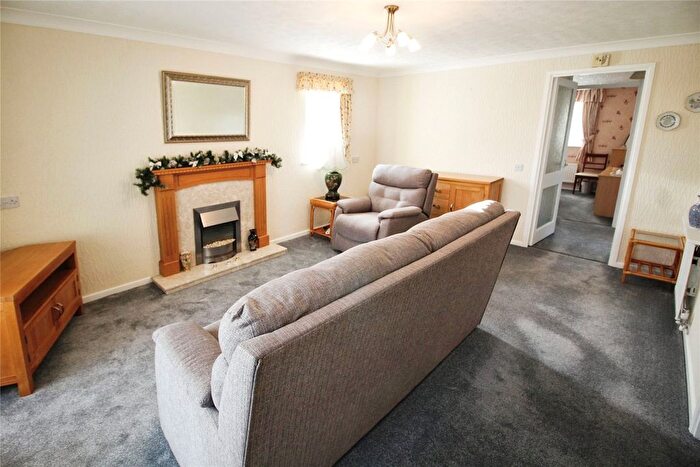 2 Bedroom Bungalow For Sale In Naseby Close, Redditch, Worcestershire, B98