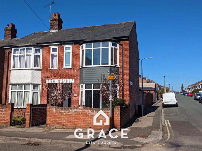 3 Bedroom Semi Detached House For Sale In Sherrington Road, Ipswich, IP1