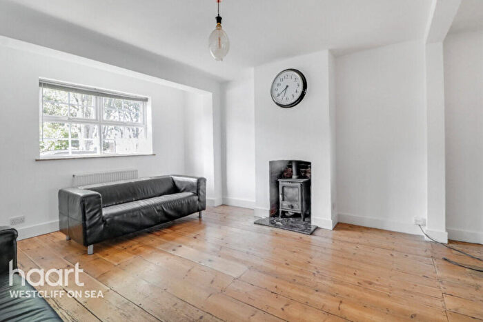 3 Bedroom Terraced House For Sale In High Street, Southend-On-Sea, SS3