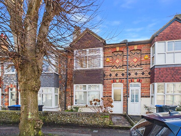 2 Bedroom Terraced House For Sale In Wenban Road, Worthing, BN11