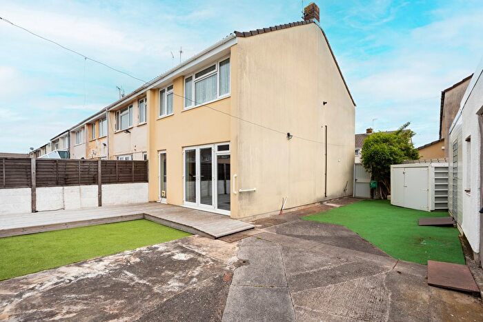 3 Bedroom End Terrace House For Sale In Madison Close, Bristol, BS37