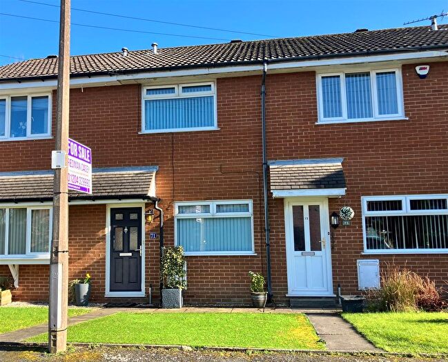 2 Bedroom Town House For Sale In Cooper Street, Horwich, Bolton, BL6