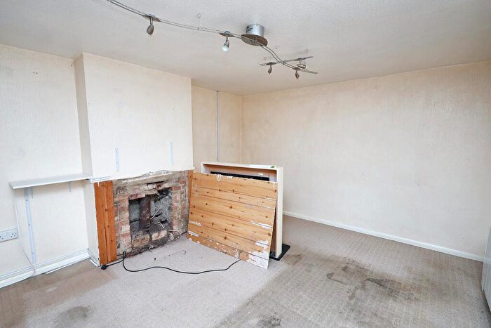 3 Bedroom Terraced House For Sale In Woodpiece Road, Upper Arncott, Bicester, Oxfordshire, OX25