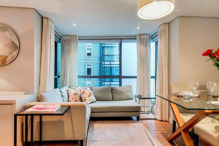 3 Bedroom Flat To Rent In Merchant Square East, Paddington, London, W2