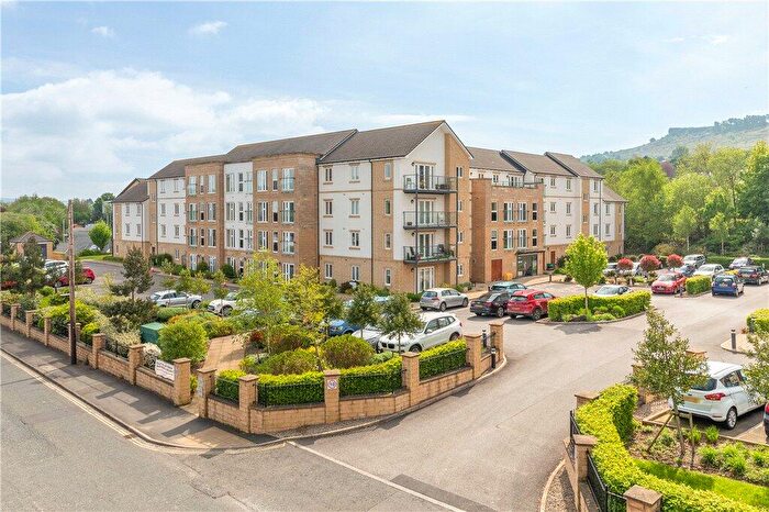 1 Bedroom Apartment For Sale In Railway Road, Ilkley, West Yorkshire, LS29