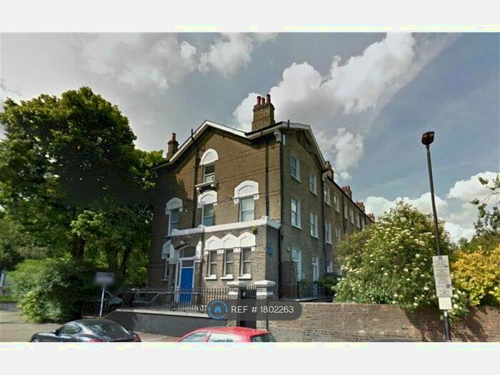 3 Bedroom Flat To Rent In Islington, London, N5