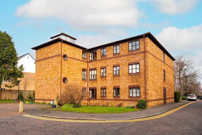 2 Bedroom Flat For Sale In Wetherby Road, Wedderburn Lodge Wetherby Road, HG2