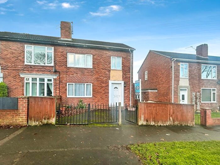 3 Bedroom Semi Detached House For Sale In Hailsham Avenue, Longbenton, Newcastle Upon Tyne, NE12