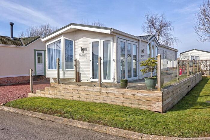 2 Bedroom Park Home For Sale In Hesket Caravan Park, High Hesket, CA4