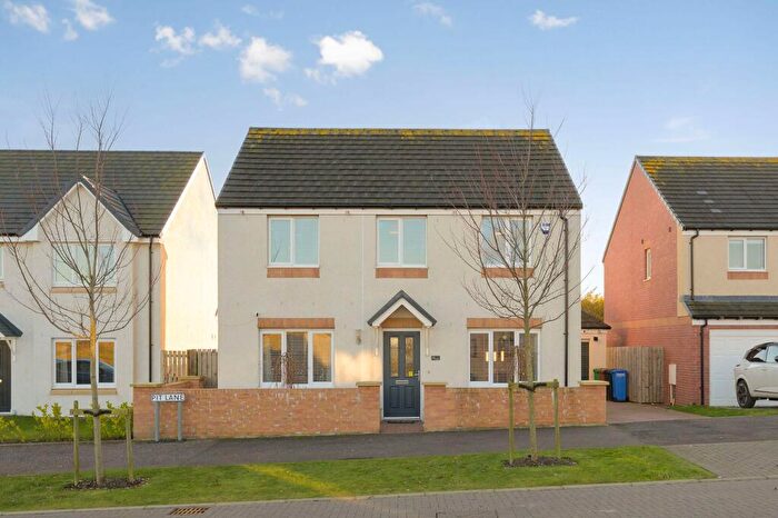 4 Bedroom Detached House For Sale In Pit Lane, Dunfermline, KY12