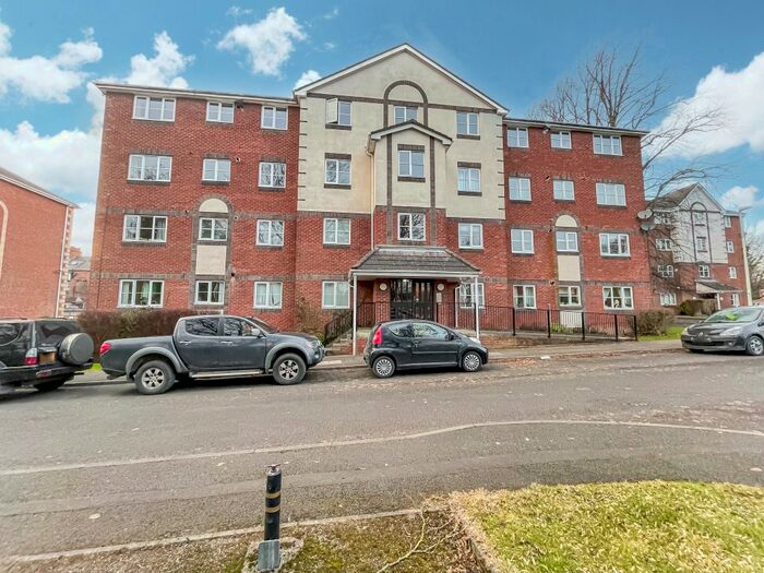 2 Bedroom Flat To Rent In Buckingham Court, Marlborough Drive, Darlington, DL1