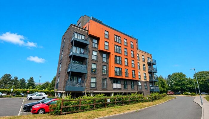 2 Bedroom Apartment To Rent In Braeburn Heights, Barley Close, Greenhithe, Kent, DA9