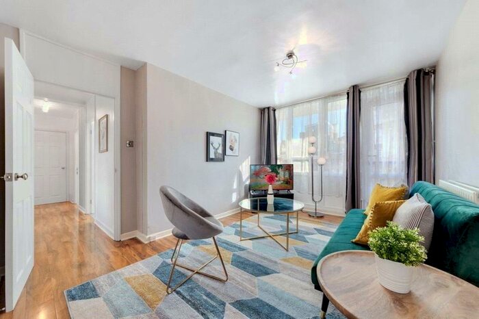 2 Bedroom Flat To Rent In Debdale House, Whiston Road, Hackney, London, E2