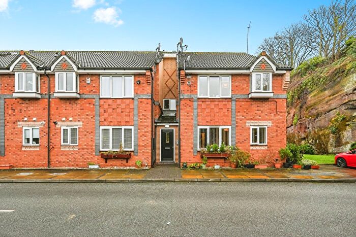 2 Bedroom Flat For Sale In Clay Cross Road, Liverpool, Merseyside, L25