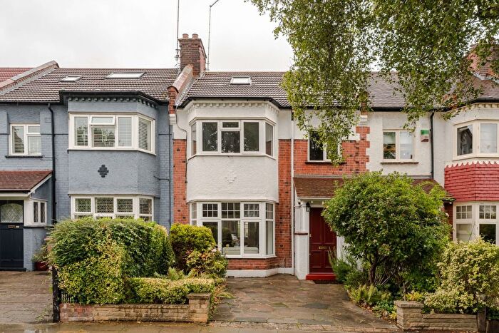 4 Bedroom Terraced House For Sale In Farrer Road, London, N8