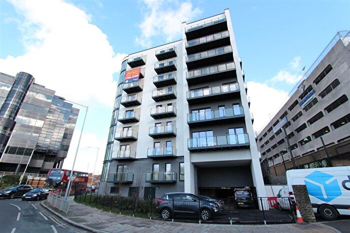 Studio For Sale In Harefield Road, Uxbridge, UB8