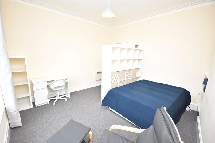 Flat To Rent In Great Northern Road, City Centre, Aberdeen, AB24
