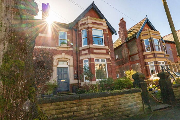 2 Bedroom Apartment For Sale In Mostyn Avenue, West Kirby, CH48