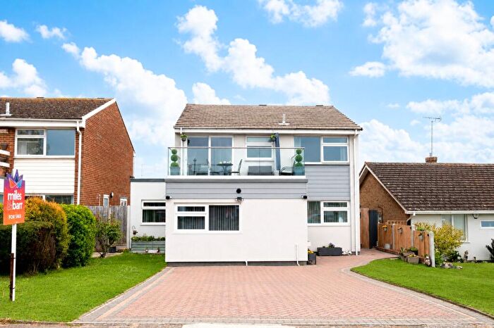 4 Bedroom Detached House For Sale In Cudham Gardens, Cliftonville, Margate, CT9