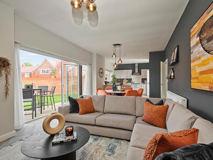 4 Bedroom Detached House For Sale In Abingworth Crescent, Thakeham, Pulborough, RH20