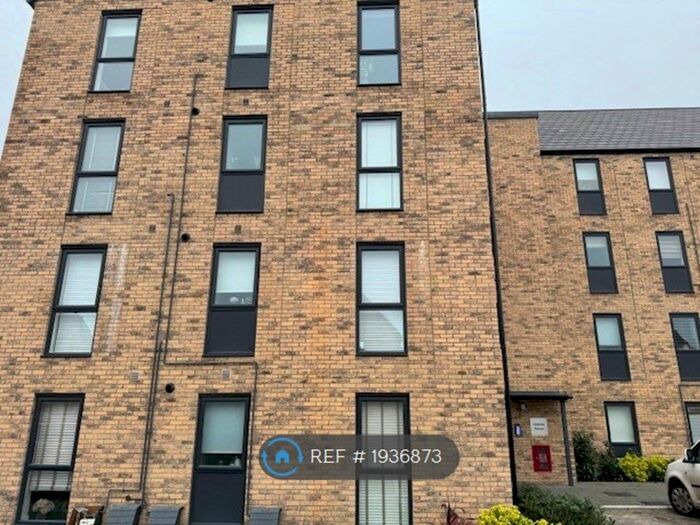 2 Bedroom Flat To Rent In Beckett Strand, Swindon, SN1