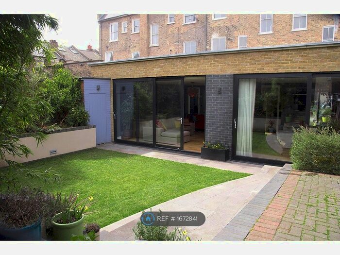 3 Bedroom Flat To Rent In Drayton Park, London, N5