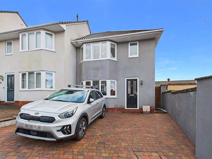 3 Bedroom Semi Detached House For Sale In Quarry Road, Hanham, Bristol, BS15