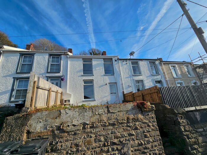 3 Bedroom Terraced House To Rent In Old Road, Neath, SA11