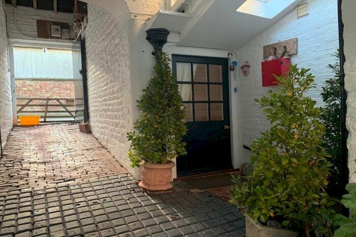 1 Bedroom Flat To Rent In Wharram, Malton, YO17