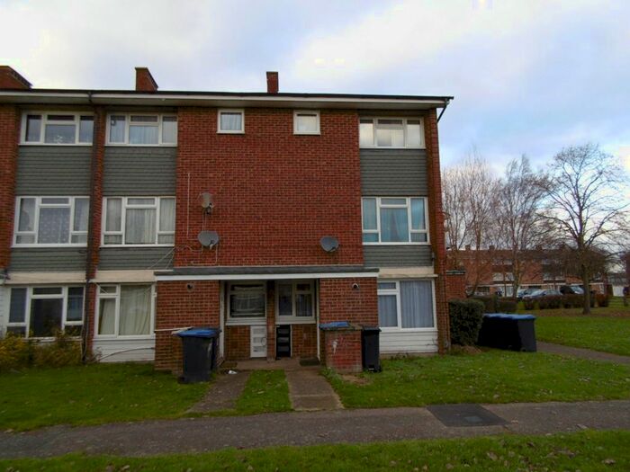 1 Bedroom Flat To Rent In Hillfield, Hatfield AL10